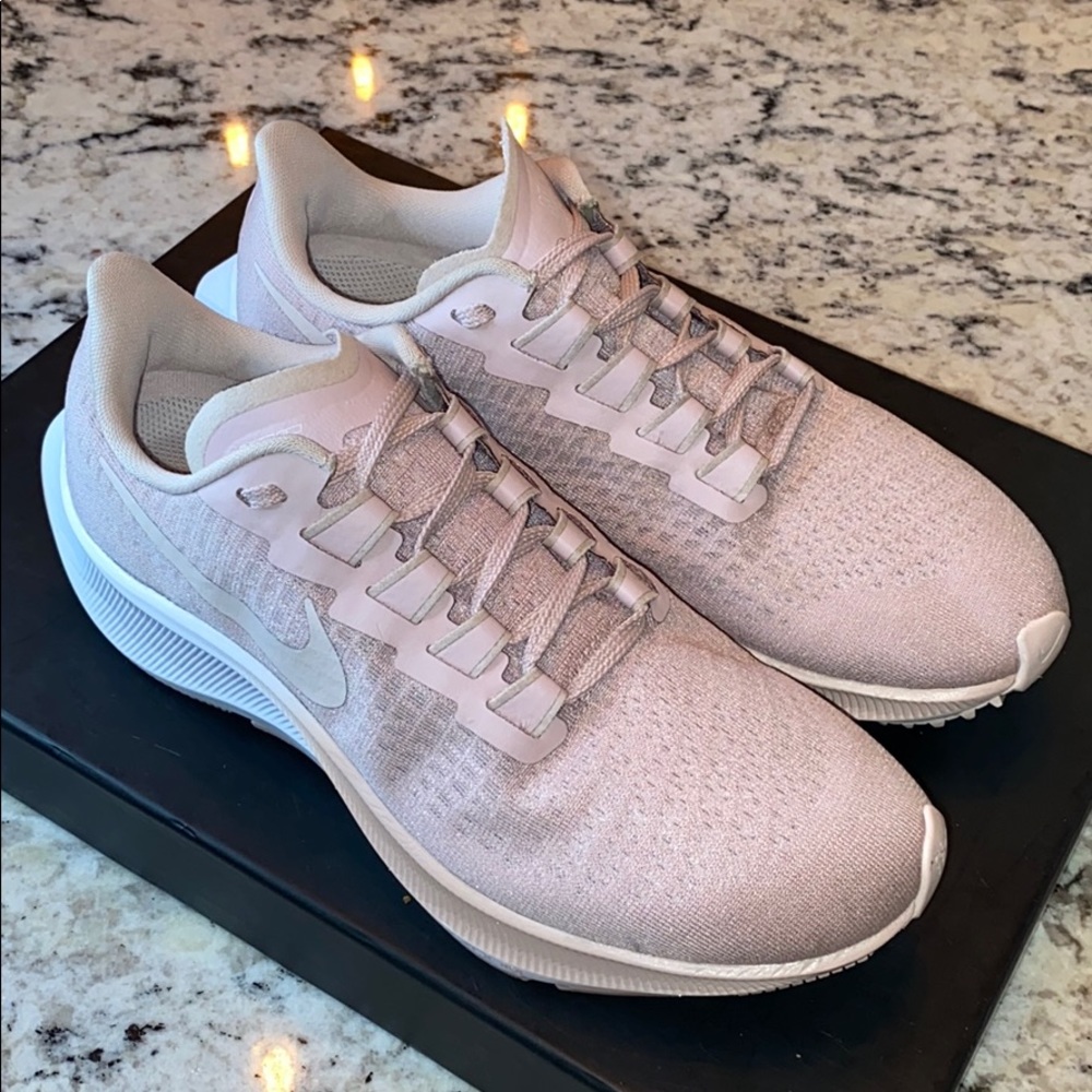 Nike Zoom Pegasus 37 Size 6